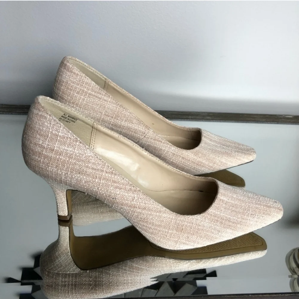 Karen Scott Tweed Heels Light Beige Cream Natural Size 6M